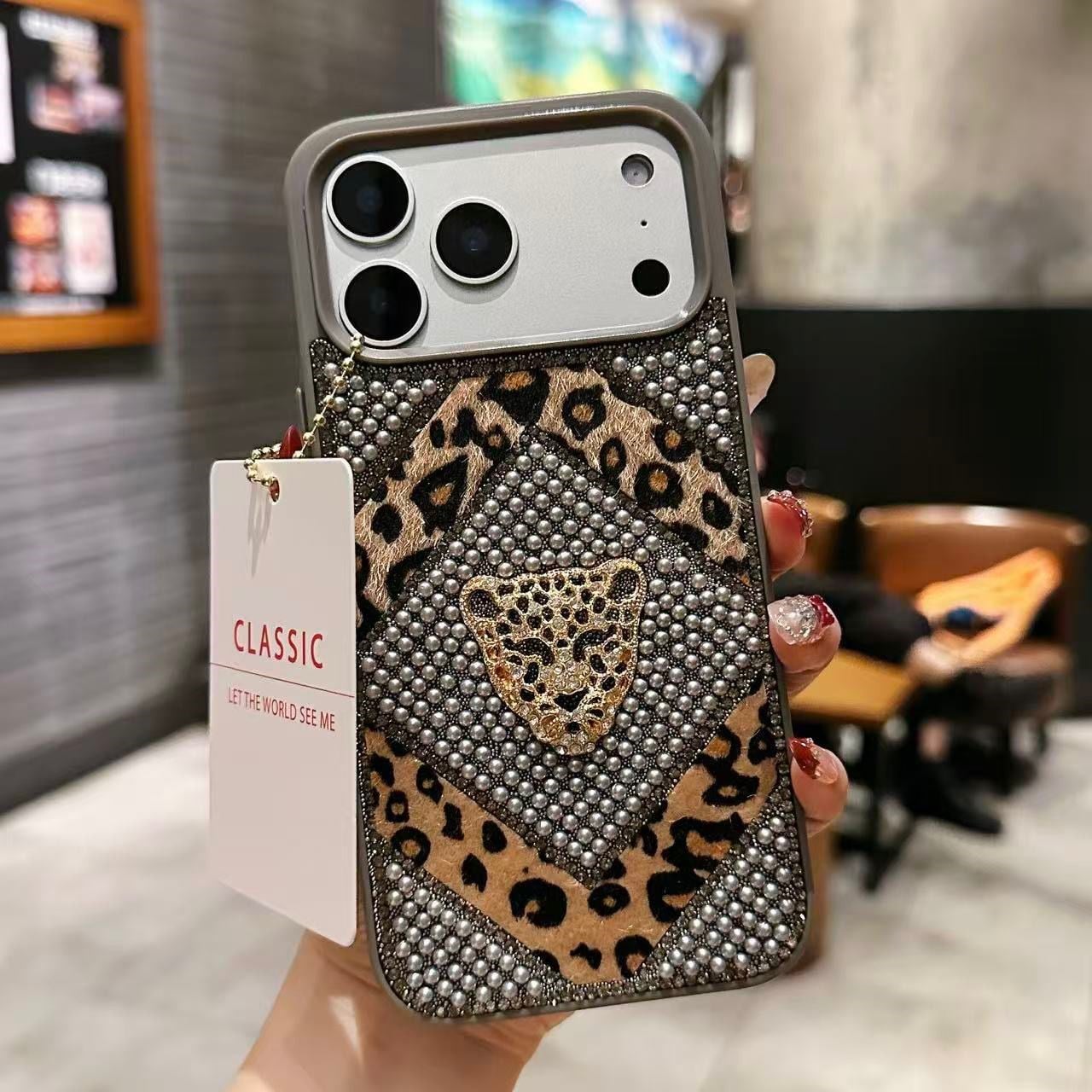 Queen Leopard Tasarımlı Korumalı İnci Taşlı Kılıf