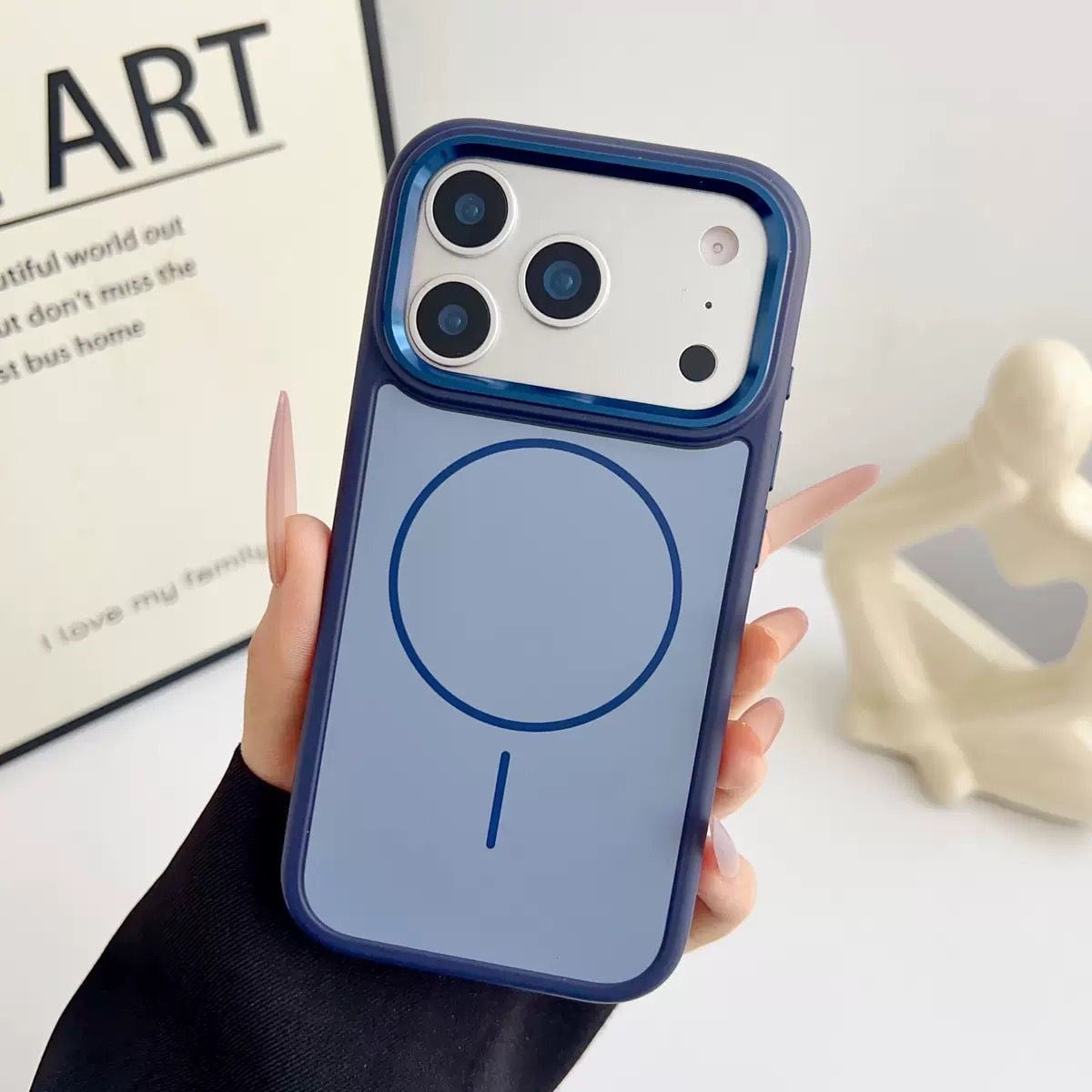 SoftArt Magsafe Özellikli Mat Silikon Kılıf